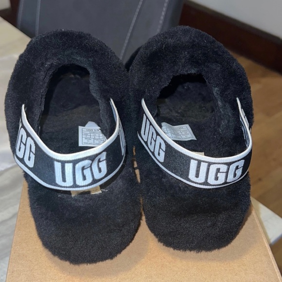 UGG Oh Yeah Slide - Picture 2 of 5